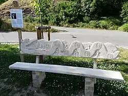 Celkový pohled na lícovou stranu opěráku