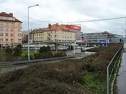 Lávka přes Kongresovou ulici