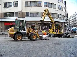 Zaoblená část budovy na styku Lazarské a Jungmannovy (při rekonstrukci ulice)