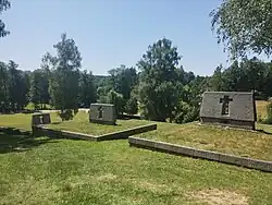 "Hrobodomy" v Ležákách