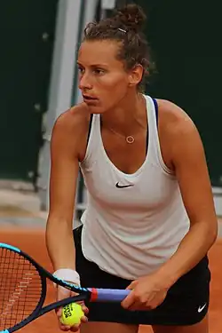Elixane Lechemiová na French Open 2019