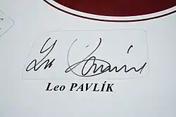 Leo Pavlík – podpis