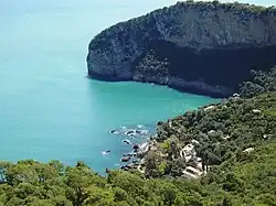 Pobřeží u města Bidžája