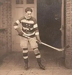 Lester Patrick v dresu Seattle Metropolitans, rok 1917
