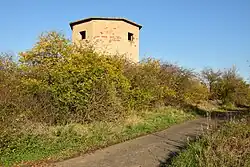 Vodárna u bývalé trati