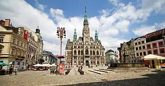 Náměstí a radnice