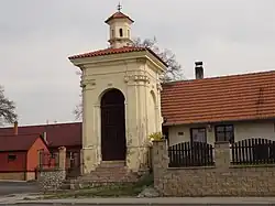 Liblice - kaple Panny Marie (4).JPG