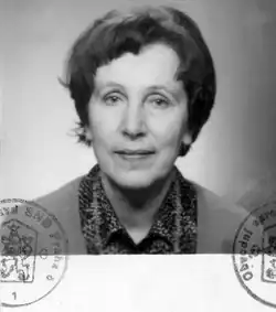 Poválečná fotografie Libuše Nachtmannové (občanský průkaz)