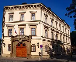 Lichtenštejnský palác na Kampě, průčelí paláce