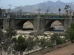 Řeka Rímac protékající Limou