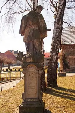 Socha svatého Jana Nepomuckého v Lipňanech