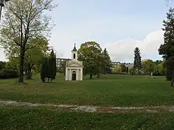 Pohřební kaple Valdštejnů na zaniklém hřbitově