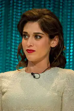 Lizzy Caplan na PaleyFest v roce 2014