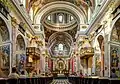 Interiér s hlavním oltářem