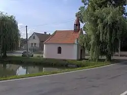 Kaplička v Lnářském Málkově