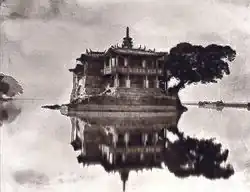 John Thomson: Island Pagoda, Min River, Fujian, asi 1870, albumenový stříbrný tisk