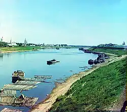 Na začátku Vyšněvolocké cesty není Volha žádný veletok