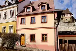 Loket Kostelní 13 (1).jpg