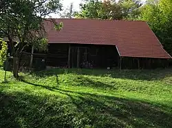 Losiny, stodola u čp.1.jpg