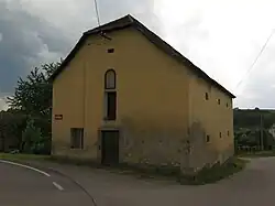 Louňovice pod Blaníkem, sýpka pod čp.95.jpg