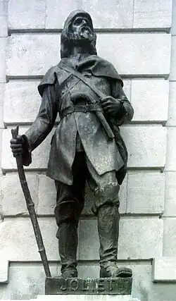 Socha L. Jollieta před Quebeckým parlamentem