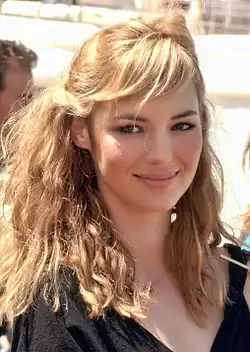 Louise Bourgoin (květen 2010)