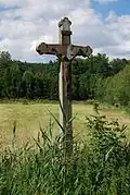 Kříž před vesnicí