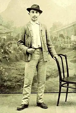 malíř Ludvík Ehrenhaft v roce 1892