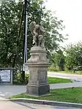 Lutín,_socha_anděla.jpg