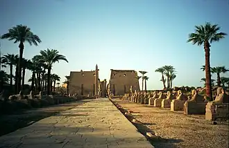 Luxor, Alej sfing