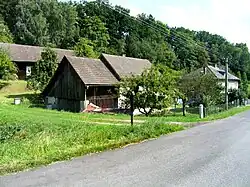 Osada Tisovka v Mírové pod Kozákovem