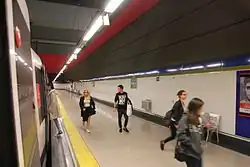 Nástupiště stanice