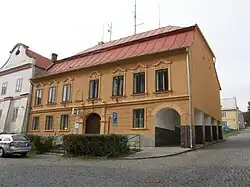 Měšťanský dům č.142, Žlutice.jpg