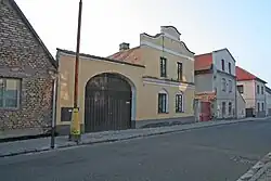 Měšťanský dům (Sezemice), Pernštejnská 63.JPG