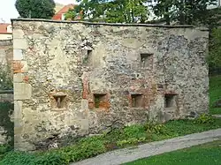 Zbytky městského opevnění