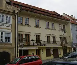 Městský_dům_(Hradčany),_Praha_1,_Pohořelec_6,_Hradčany.JPG
