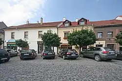 Městský dům (Roudnice nad Labem), nám. Husovo 46.JPG