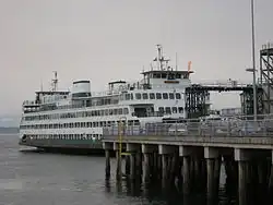 Trajekt MV Kaleetan v terminálu v Seattlu.