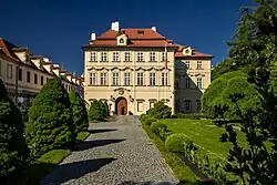 Fürstenberský palác, sídlo velvyslanectví