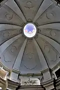 Kupole s lucernou