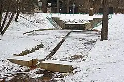 vypuštěné koupaliště v únoru 2021