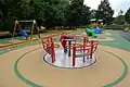 Bezbariérové dětské hřiště]