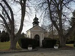 Kaplička v obci