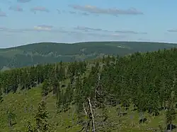 Velký Jezerník a vpravo za ním Malý Děd