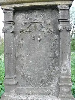 Manušice - čelní plocha dříku kříže