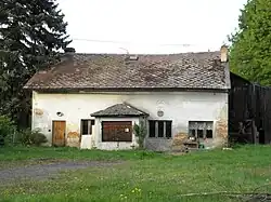 Manušice čp. 1, bývalý mlýn, po roce 1945 MNV, od roku 1974 hostinec