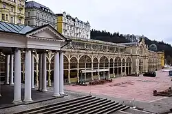 Mariánské Lázně lázeňská kolonáda únor 2025 (1).jpg
