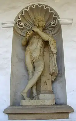 Socha Marsya v kolonádě Květné zahrady v Kroměříži