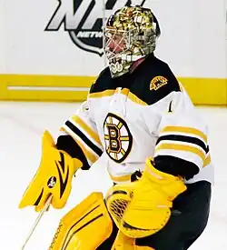 Marty Turco v dresu Boston Bruins