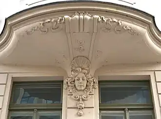 Maskaron - dívčí hlava